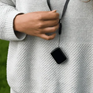 Waterproof-GPS-Keyring-Necklace-Lifestyle-e1655911272905
